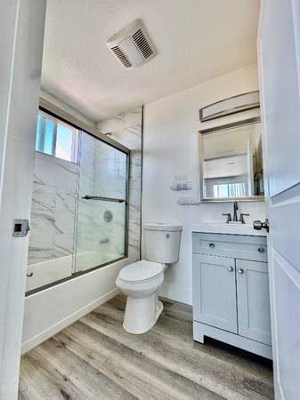 $900.00 / 1br - Welcome to Ostel | Figueroa Corridor — a modern, move-in-ready, all-in63998004509442122