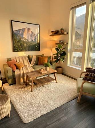 **NEW apartment w views BESIDE THE CHIEF in time for SKI SEASON! 2