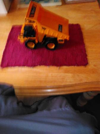 NEW DUMP TRUCK 1