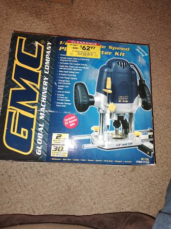 GMC 1/2"Variable speed plunge router kit 1