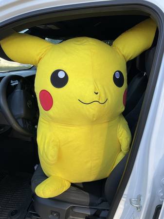 3 Foot Stuffed Pikachu 1