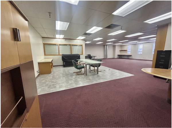 $2,015 / 1550ft2 - Espacio de oficina tranquilo y con acceso seguro disponible en alquiler en Harvey West (santa cruz)63861103219969122