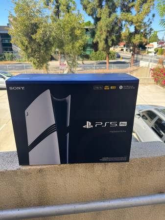Ps5 Pro 2TB console 1