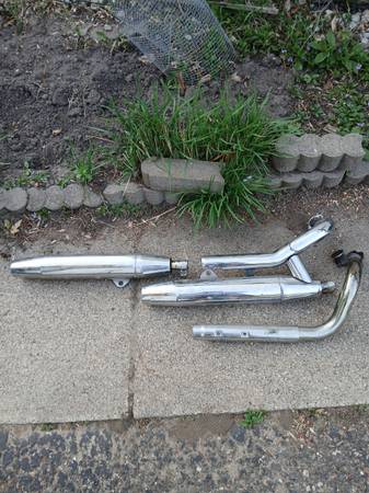 Yamaha Vstar 650 Complete Exhaust system 1