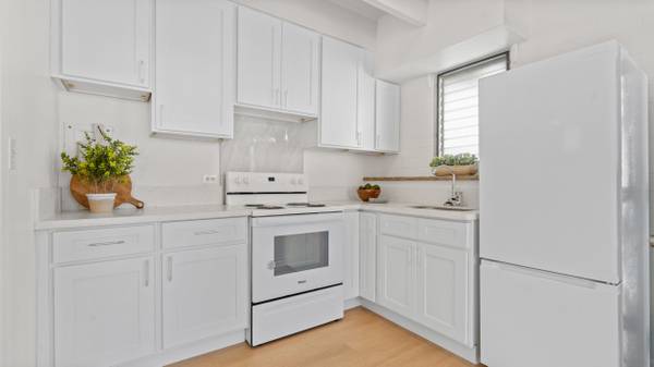 $1,875 / 1br - 338ft2 - Cable Ready, Parking, Electric Range (1909 Kahakai Dr, Honolulu, HI)63939529164035123