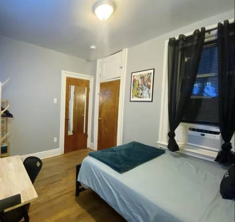 Habitación privada disponible hoy por $645 en casa compartida (Simi Valley)63668270683267121