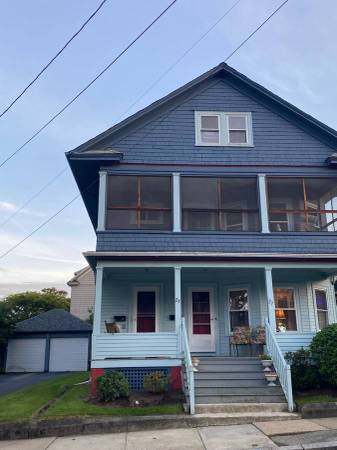 2 Bedroom 1 Bath Apt avail. October 15! Lovely East Side Location! 1