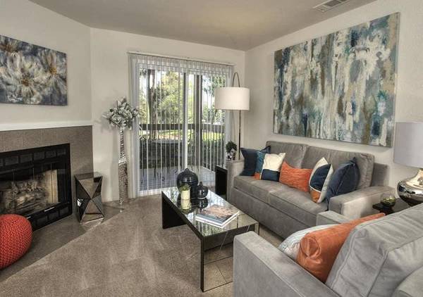 $1,683 / 1br - 704ft2 - Dishwasher, Fireplace Available In Select Units, 2nd Floor (richmond / point / annex)63847329579777122