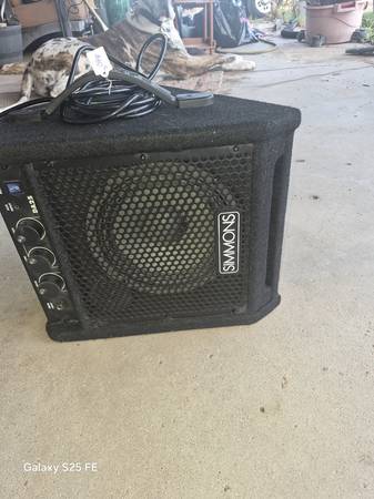 SIMMONS drum amplifier 1