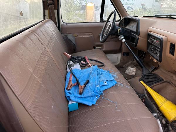 1990 Ford F350 cab & - Photo 4