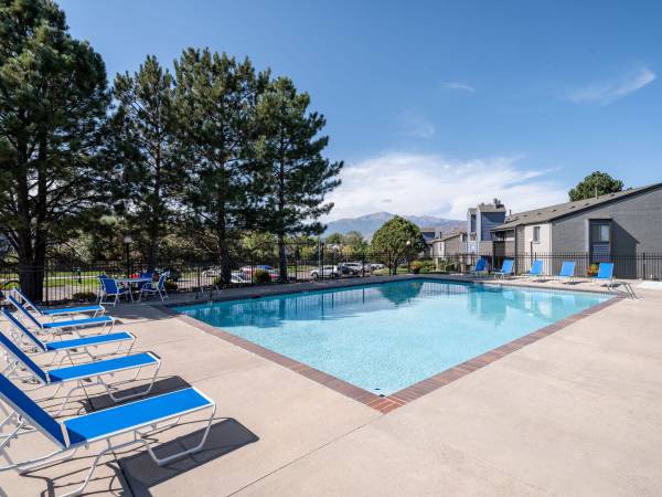 $1,651 / 2br - 1007ft2 - So Much Storage in This 2 Bed Home - Apply Online! (Colorado Springs)63658213269505124