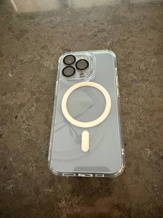 Unlocked iPhone 13 Pro - 256gb - Perfect Condition - $350 (Durham)63441948531841122