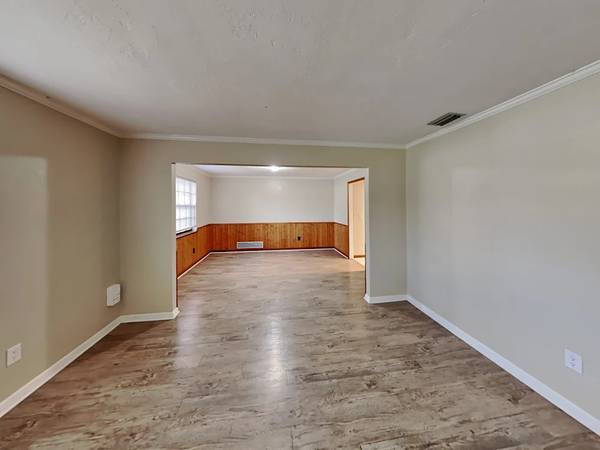 $1,370 / 4br - 2581ft2 - A Place That Feels Like It Was Meant for You (Ormond Beach, FL)63791498094337123
