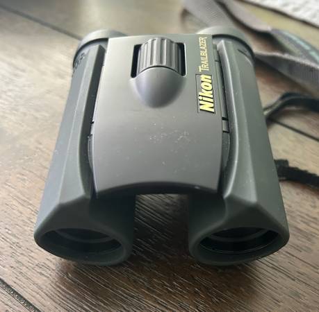 Nikon Trailblazer Binoculars 1