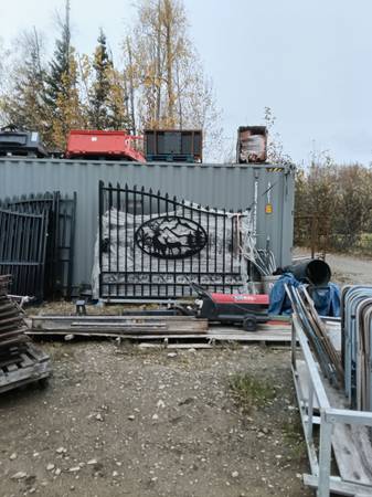Fancy deer scenic driveway gates. 1