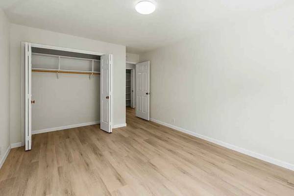 $1,680 / 1br - 700ft2 - BRIGHT LIVING in a nob hill Neighborhood (nob hill)64017516657282123