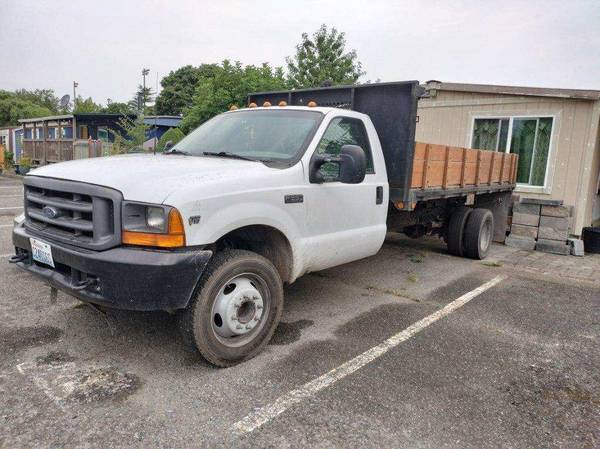 2000 Ford F550 - Photo 3