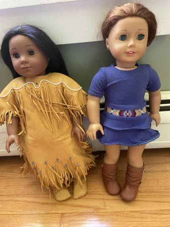 2 American Girl Dolls 1
