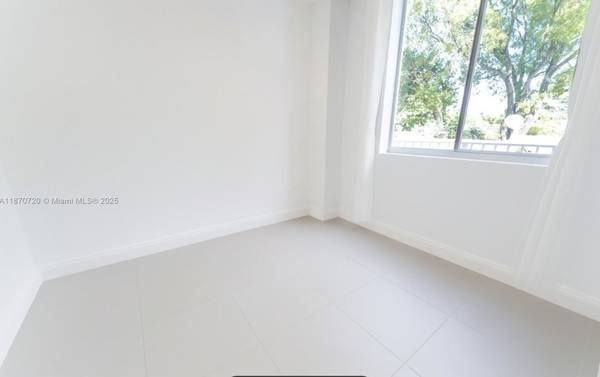 $2,400 / 2br - 2 bed 3 bath in Wynwood - washer/dryer in unit (Wynwood)64002012283011124