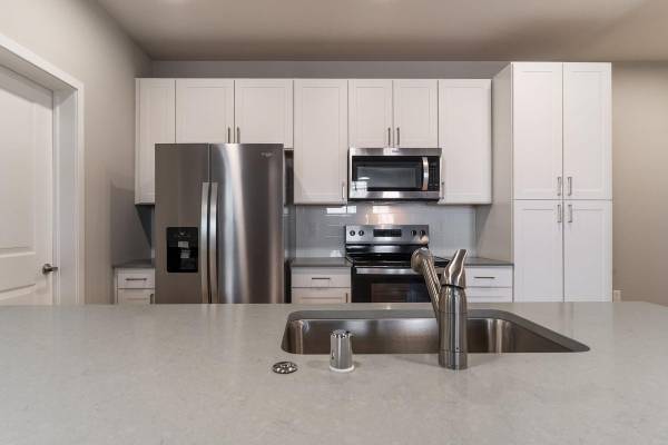 $1,651 / 1br - 709ft2 - State-of-the-Art Fitness Center, Quartz Countertops, Island Kitchens (Santa Fe)63806044890369124