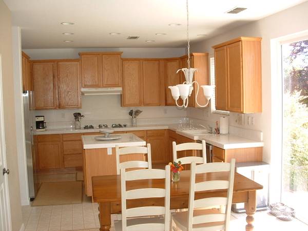 $3,250 / 4br - 2436ft2 - 4 BR 2 1/2 Ba, in highly desirable part of El Dorado Hills (Serrano)63844739161091123
