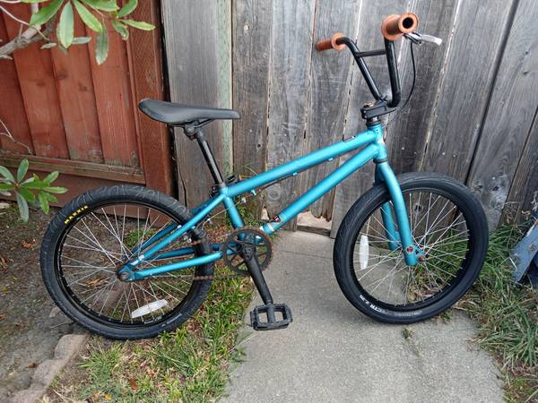¡Bicicleta BMX para niños de 18,5" con ruedas de 20" modelo 2014 'Felt Base'! - $90 (Richmond/¿Entrega en Richmond BART?)63471255801473124
