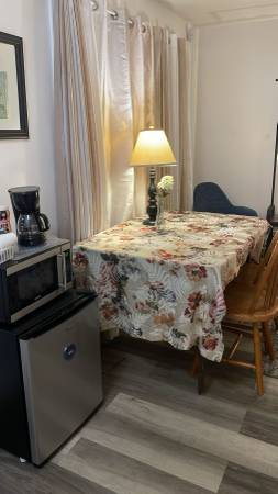$375 Rooms for weekly/monthly in the Becket Motel (Becket, MA)64017045665665123