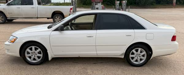2004 Toyota Avalon XL, No Mechanical Issues, dont's pass it up - $3,999 (Buffalo, TX)63470431196675120