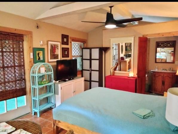 $2,000 / 1br - 650ft2 - Studio cottage in Sugarloaf (Sugarloaf Key)63923414909827122