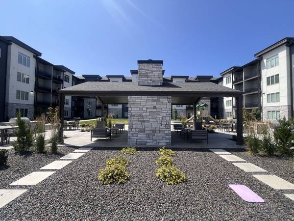 $1,772 / 2br - 965ft2 - We’ve found your next 2 bedroom apartment home, and it’s amazing! (Nampa)64003313214339121