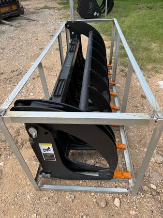 New Rock Grapple Attachment - $3,500 (San Antonio)62972002984963122