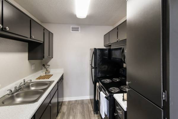 $965 / 1br - 600ft2 - Air Conditioning, Courtyard View, 1bd 1ba (2804 Belt Line Road, Garland, TX)63796375299587122