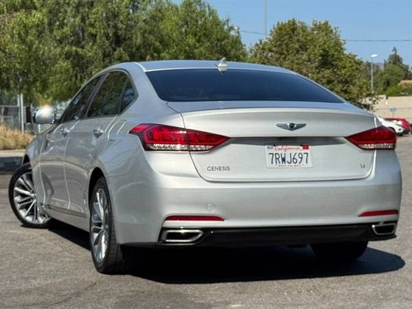 2016 Hyundai Genesis 3.8L - $11,99063623900839299122