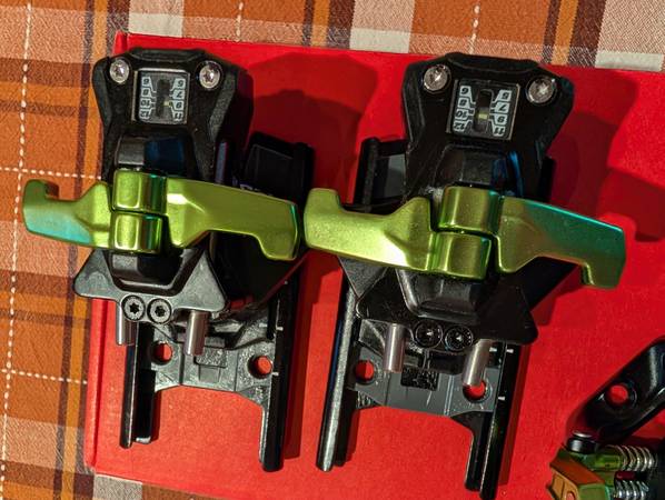 Brand New Ski Bindings & Ski Skins 1