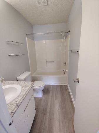 $1125.00 / 2br - 948ft2 - Charming 2 Bed Townhouse in Lynchburg, VA | 1.5 Baths | Available now63851970226433124