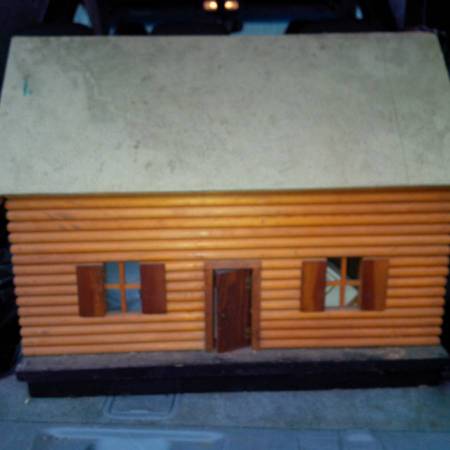 doll house wooden 1