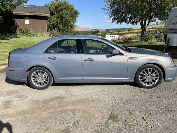 2008 Cadillac STS - $11,500 (Benton City)63470419403907122