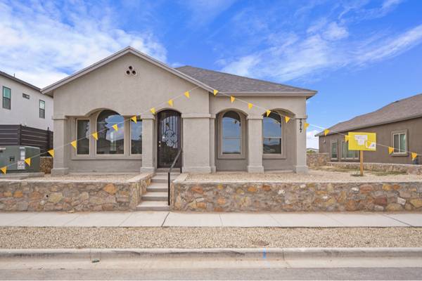 $1900.00 / 4br - 1603ft2 - Great location detached  garage63971416809858120