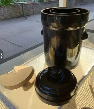 Fermentation Crock, 6gal, like new 1