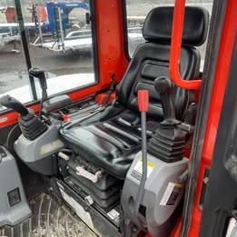 KX 121-3 Kubota 6 way blade low hours 1
