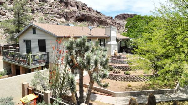 $625,000 / 4br - 6.45 Acres ~ 4+ Habitaciones ~ 3 Baños ~ Dos Garajes ~ Tres Cochera (Kingman, AZ)63667278144513120