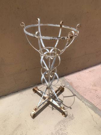 Shabby Chic Plant Or Vase Stand 1