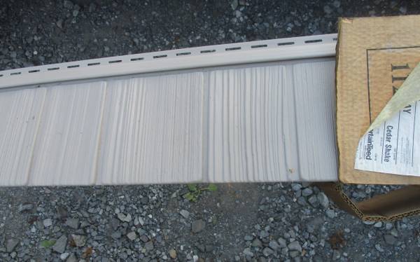 New 1 Square Certain Teed Northwoods- Straight Edge-7" Rough Split Sha 1