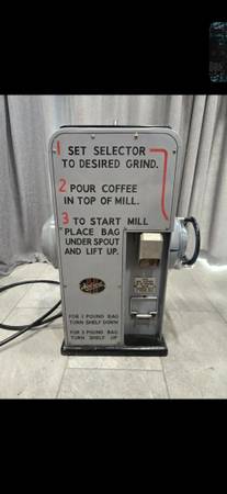 Used Vintage Hobart Commercial Coffee Grinder Store Counter Mill Works Great — $450 in Zanesville / Cambridge