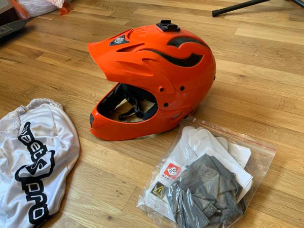 sweet protection rocker full face whitewater helmet 1