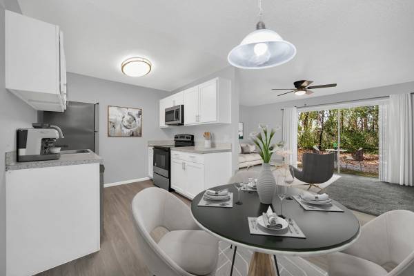 1/BD 1/BA, Three Laundry Facilities, Window Coverings 1