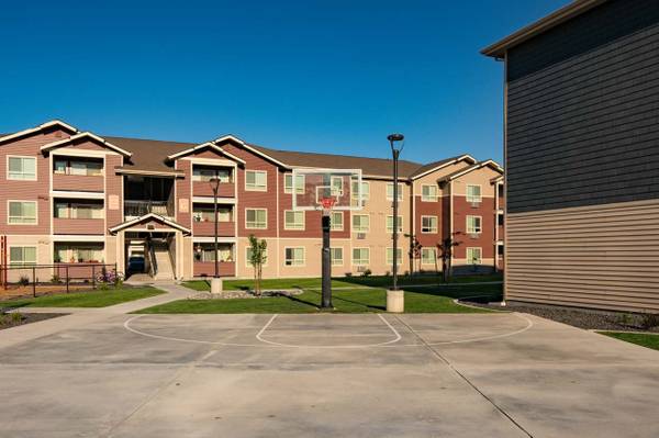 $1,542 / 3br - Online Rental Payments, Located in Richland, 3/BD 2/BA (2555 Bella Coola Ln, Richland, WA)63624251062659123