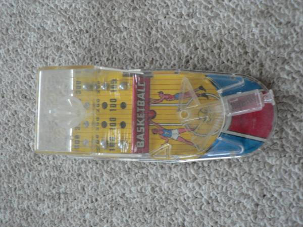 Marx Basketball Game hand held Tin Pinball Toy 50's 60's 1