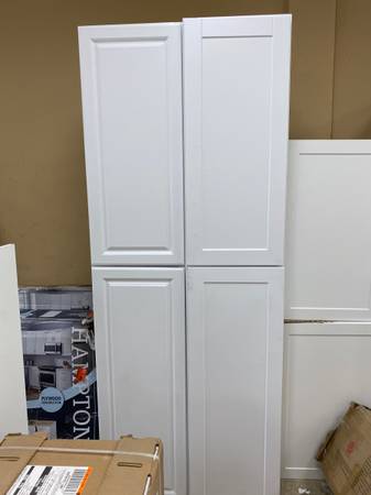 Kitchen cabinets - $50 (Atlanta)63470456465411124