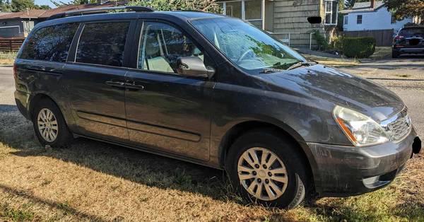 2012 Kia Sedona LX - Tal cual - $1.200 (Columbia City)63437815704323123